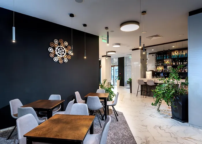 Best Western PLUS Premium Inn