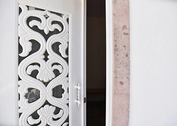 Zeytin Arasi Apart Otel