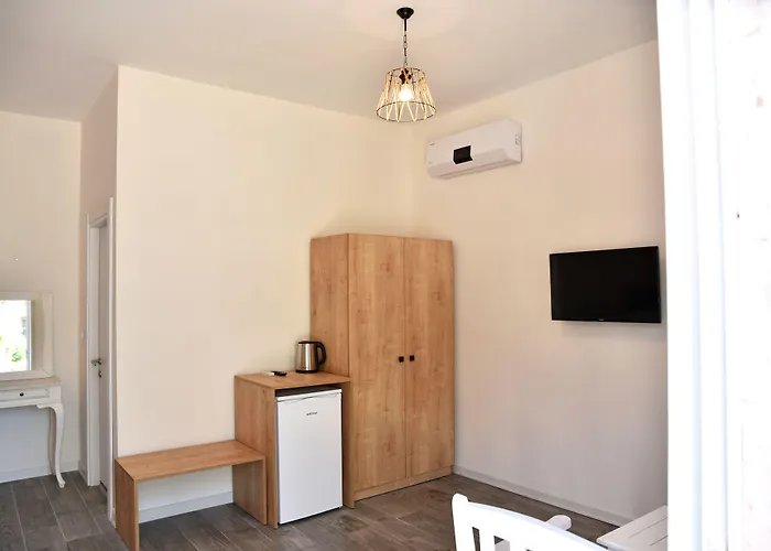 Zeytin Arasi Apart Otel
