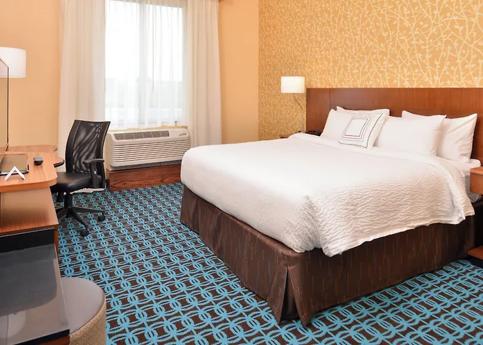 Fairfield Inn & Suites By Marriott Warrensburg