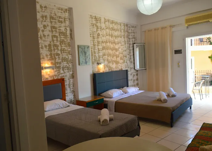 Oula Maisonettes Suites
