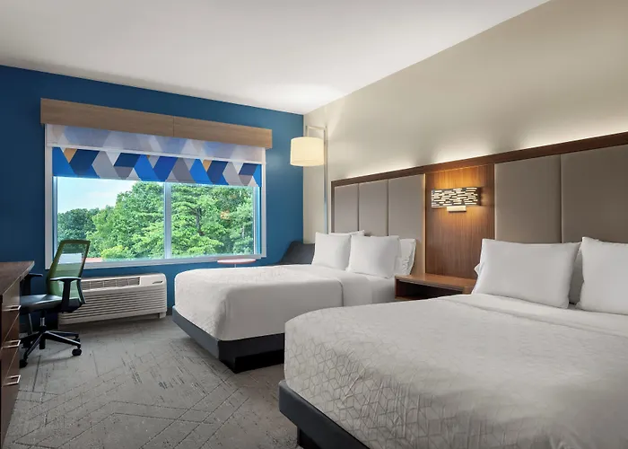 Holiday Inn Express Queensbury-Lake George Area By Ihg