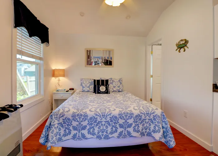 Carriage House Motel Cottages & Suites