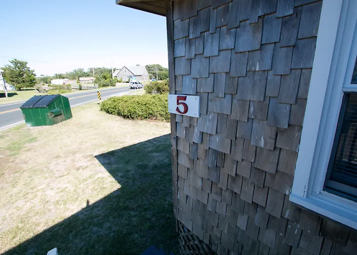 Outer Banks Motel - Village Accommodations