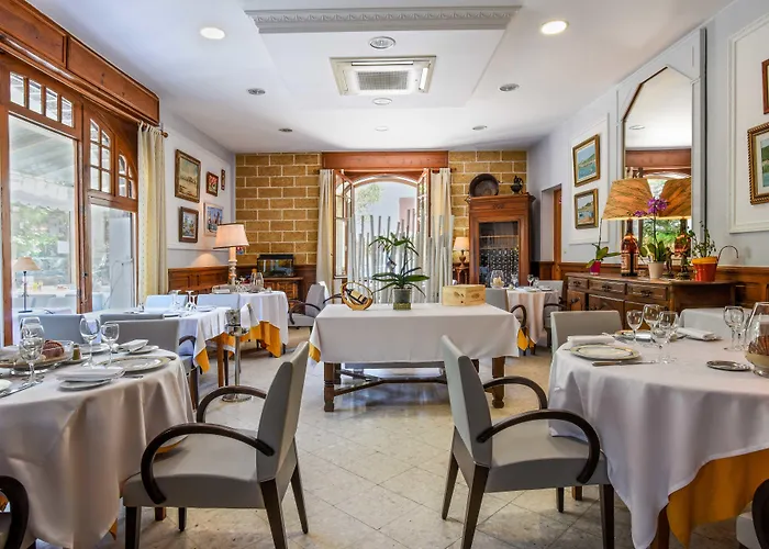 Logis Hotel & Restaurant Bergeret Sport