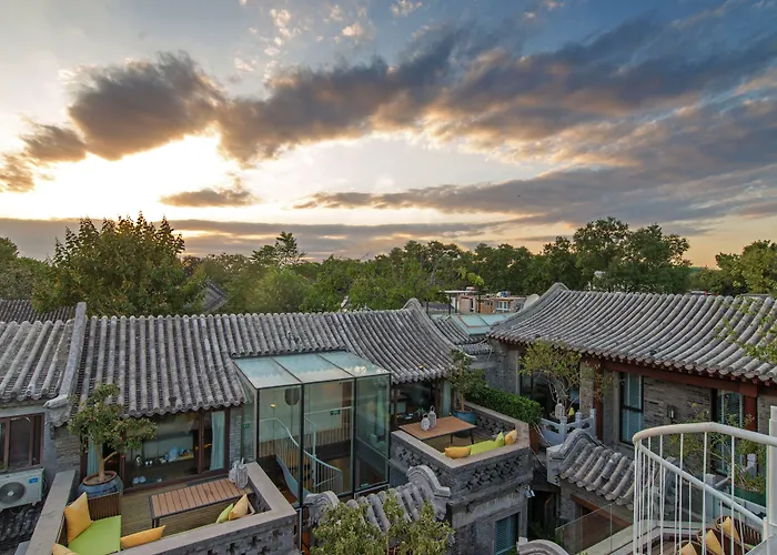 Beijing Lezai Nanluo Courtyard Hotel