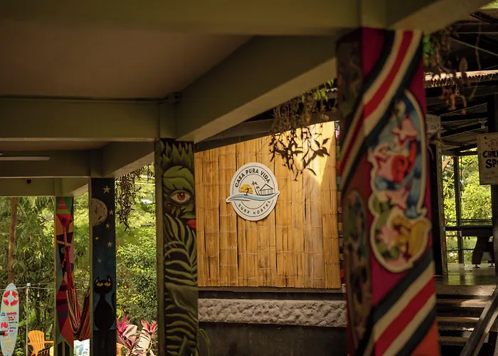 Casa Pura Vida Surf Hostel - Tamarindo Costa Rica