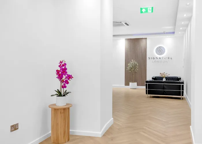 Signature Hotel London