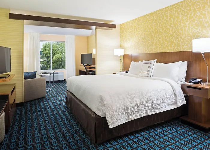 Fairfield Inn & Suites By Marriott Belle Vernon