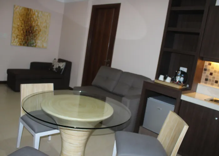 Kew Hotel Tagbilaran