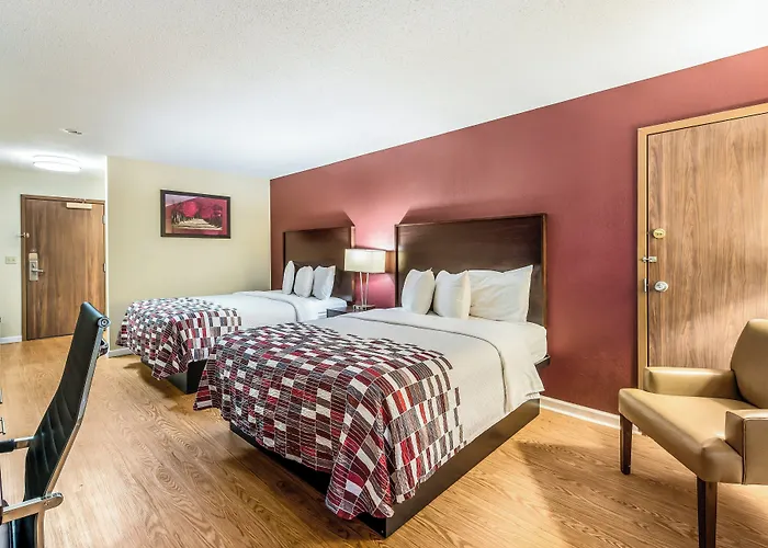 Red Roof Inn & Suites Wapakoneta