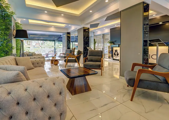 Miss Cleopatra Hotel