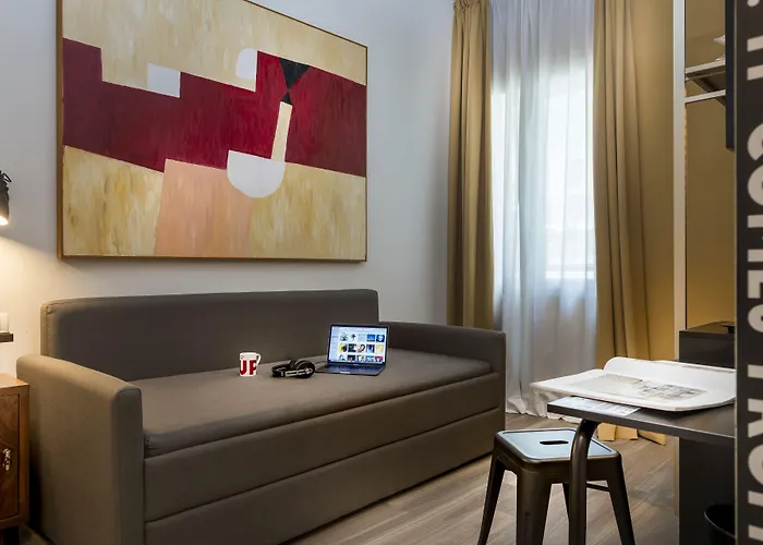 Up Hotel