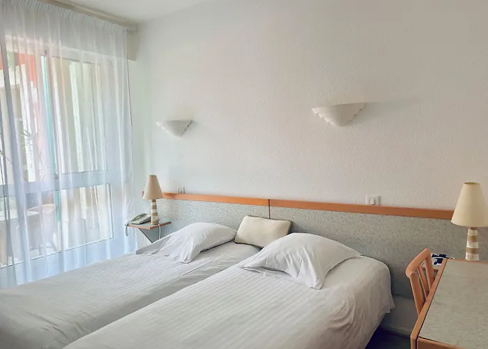 Hotel Orange Marine