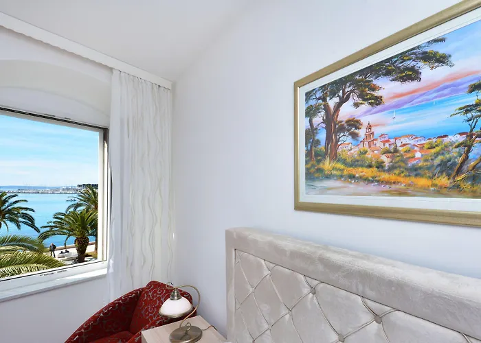 Hotel Adriana