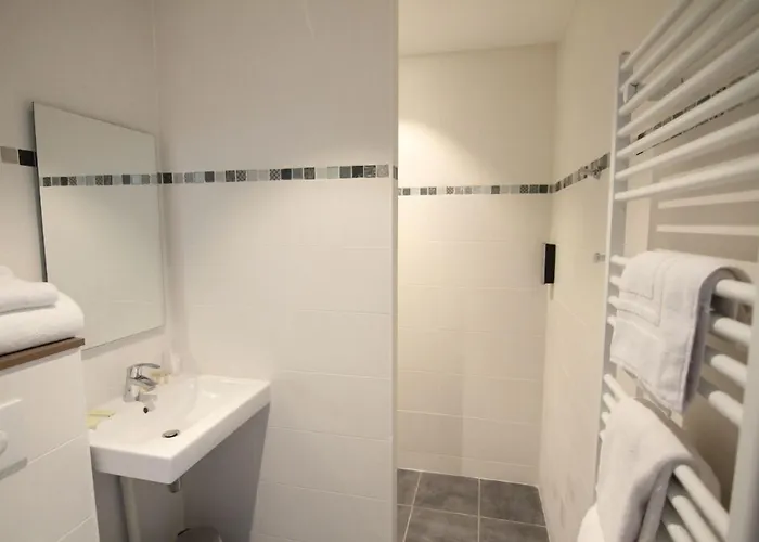 Logis Hotel - La Chambre D'Amiens