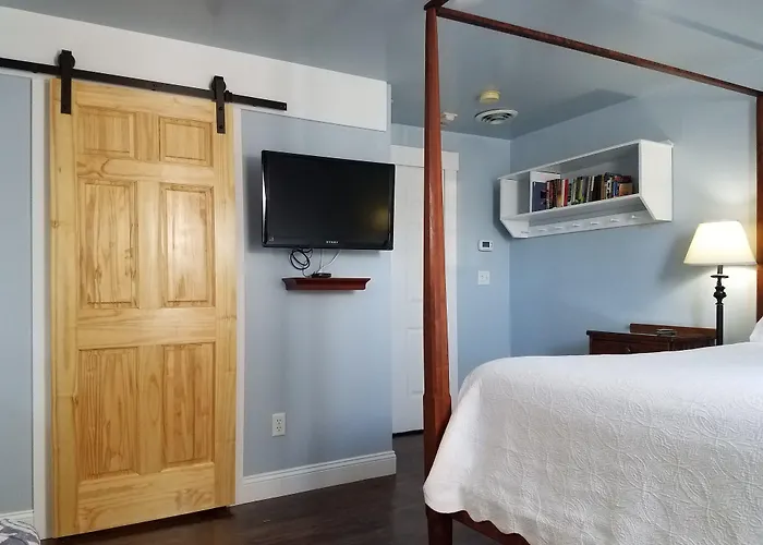 The Tilton Inn