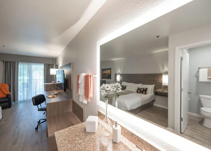 Ridgefield Motels