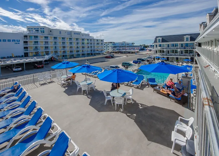 Fleur De Lis Beach Motel
