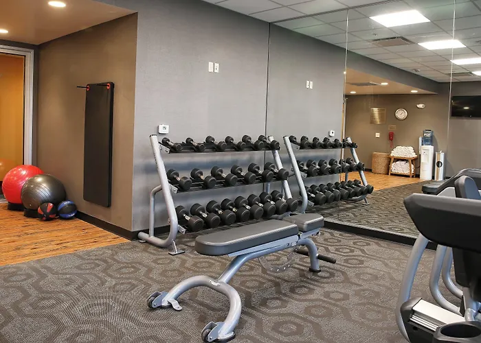 Fairfield Inn & Suites By Marriott Madison Verona