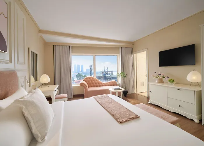 Silverland Jolie Hotel