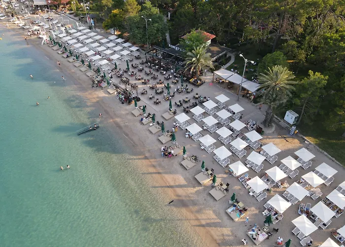 Meder Resort Hotel