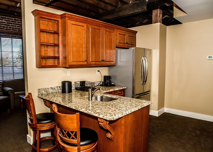 Jackson Park Inn, An Ascend Collection Hotel