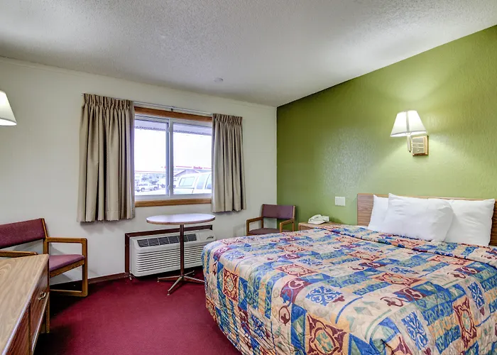 Chetek Motels