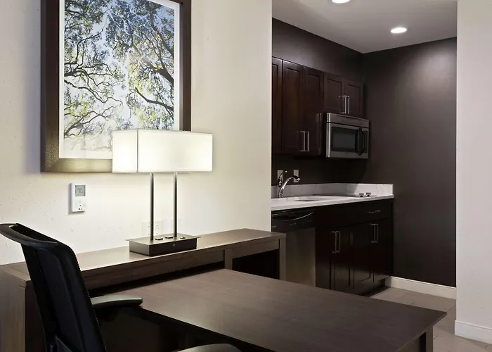 Homewood Suites By Hilton Richmond-Downtown