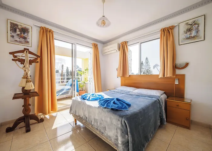 Apollonia Hotel Apartments