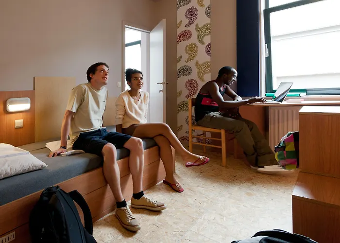 Sleep Well Youth Hostel