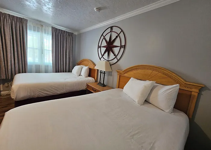 Captain'S Inn And Suites