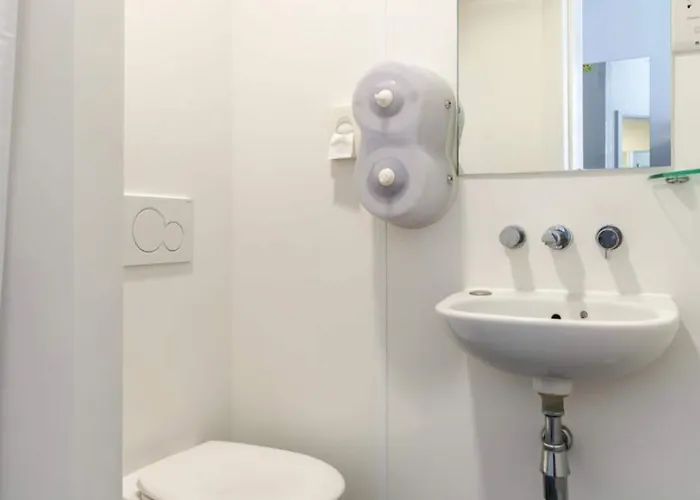 Yha London Central