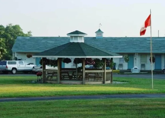 Mayville Motels