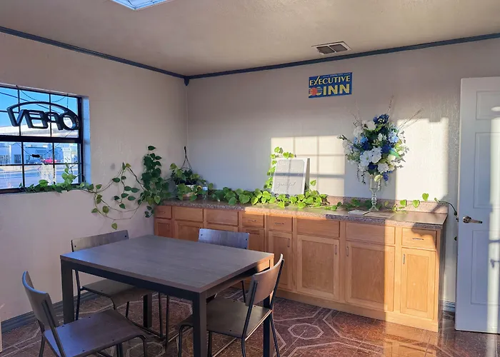 Executive Inn