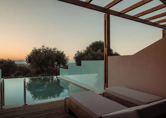 Elegance Luxury Executive Suites - Adults Only
