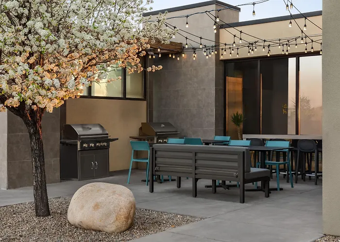 Home2 Suites By Hilton Farmington/Bloomfield