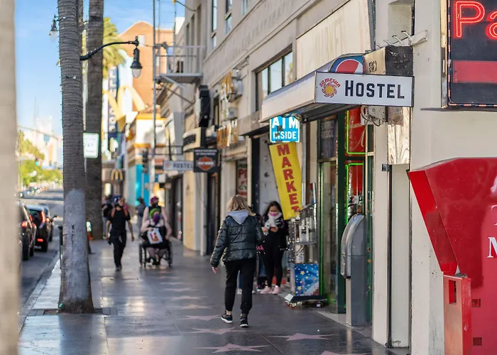 Samesun Hollywood Hotel & Hostel