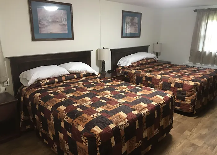 Evergreen Motel