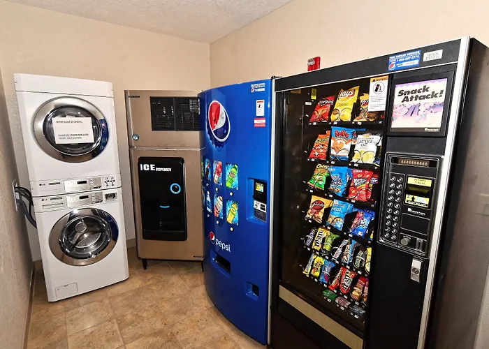 Cobblestone Inn & Suites - Clarion