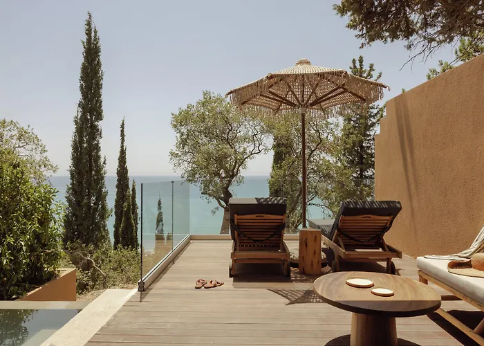 F Zeen Kefalonia (Adults Only)
