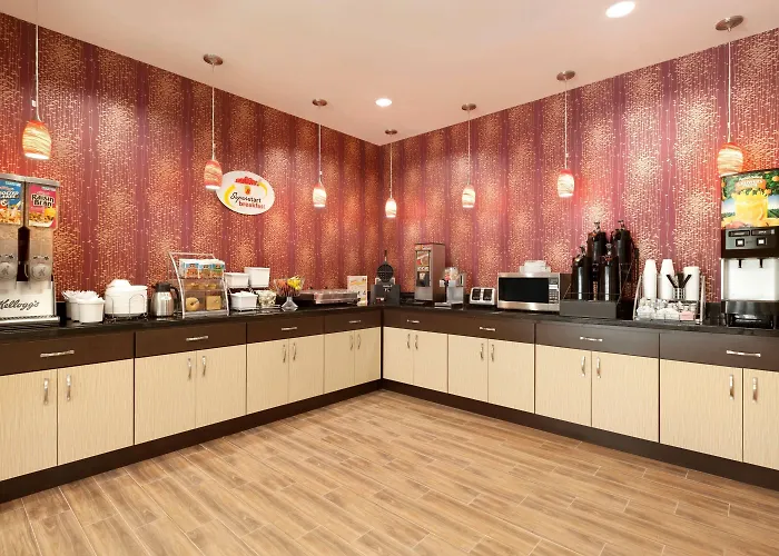 Super 8 By Wyndham Carrizo Springs