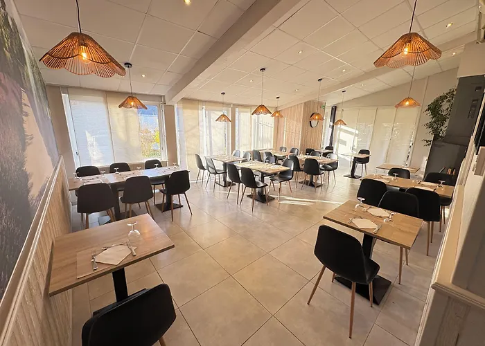 Logis Hotel L'Oliveraie