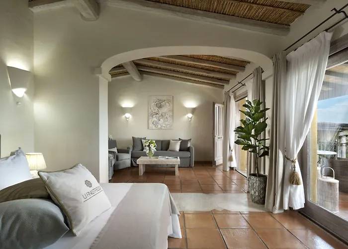 Hotel Li Finistreddi