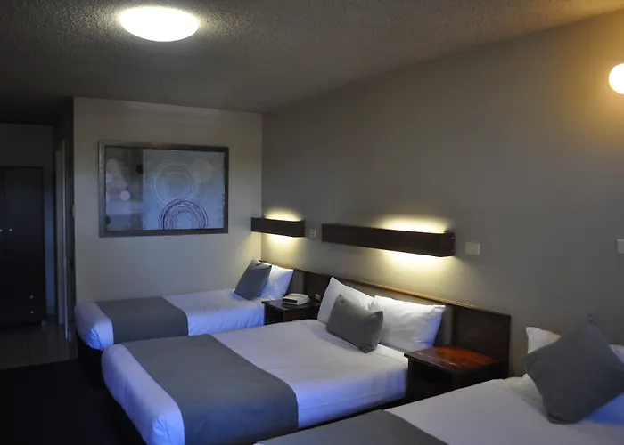 In Town Motor Inn