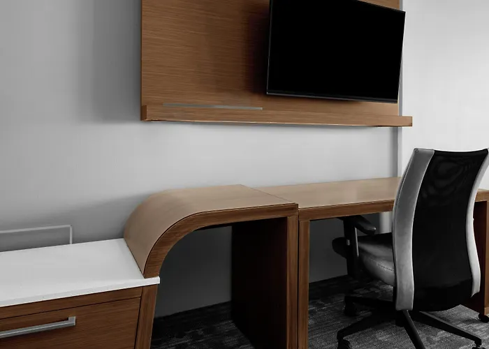 Courtyard By Marriott Houston Katy Mills