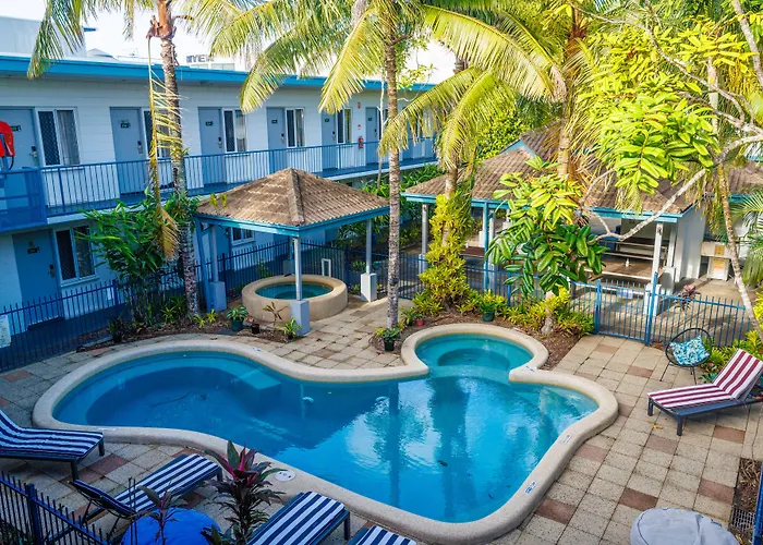 Yha Cairns Central