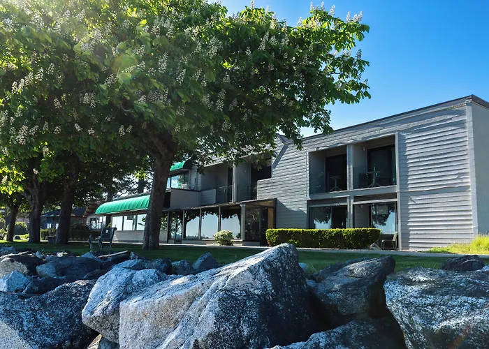 Sechelt Inn