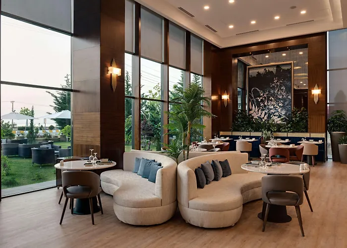 Doubletree By Hilton Van