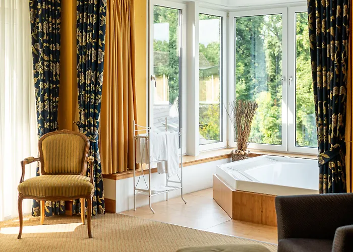 Waldhotel Tannenhäuschen